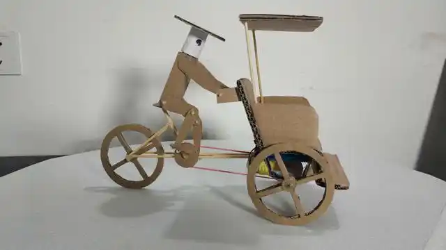 教你如何用纸板 马达diy制作纸人三轮脚踏自行车