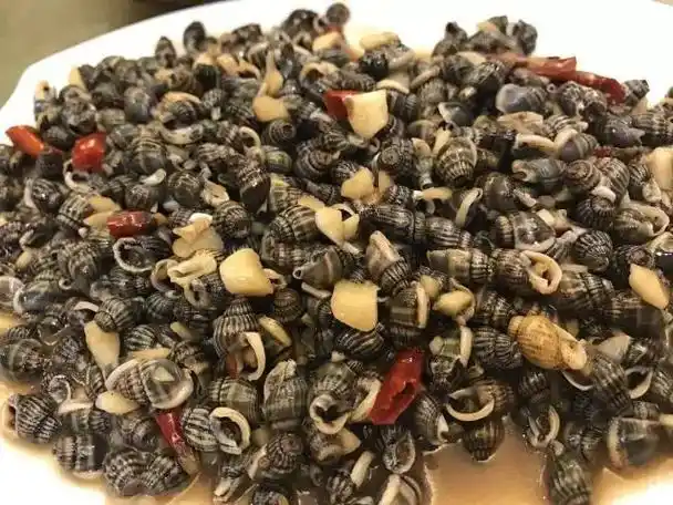 爆炒麦螺福安人的酒桌上怎么能少了一盘麦螺呢一口吸一个喝酒才有味儿