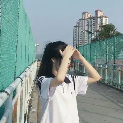 侧脸女头像简单干净图片