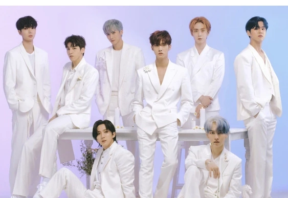 组合pentagon的队长李会泽在入伍之际 将于12月30日公开con tour