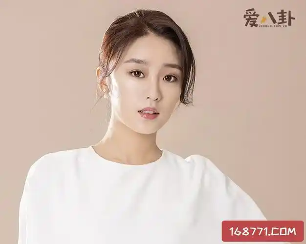 张月饰演的林有有