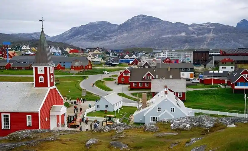 格陵兰岛:风景美如画,自杀率全球最高,年轻人接连自杀坟墓遍地