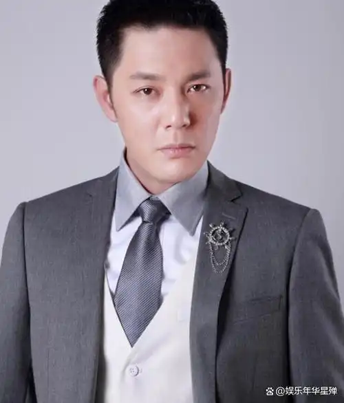 同样是傅程鹏的基因把前妻儿子和现任儿子一对比差距一目了然