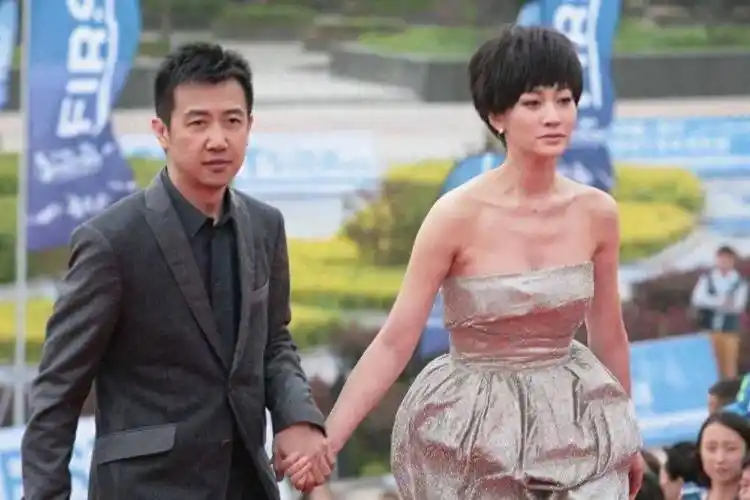 李小冉情路虽坎坷,终获人间清醒赞誉,翻身之日已至_孙东海_吕先生_剧