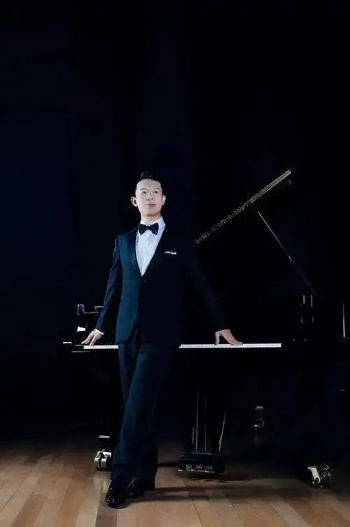 中国十大钢琴家排名(李云迪钢琴水平世界排名)