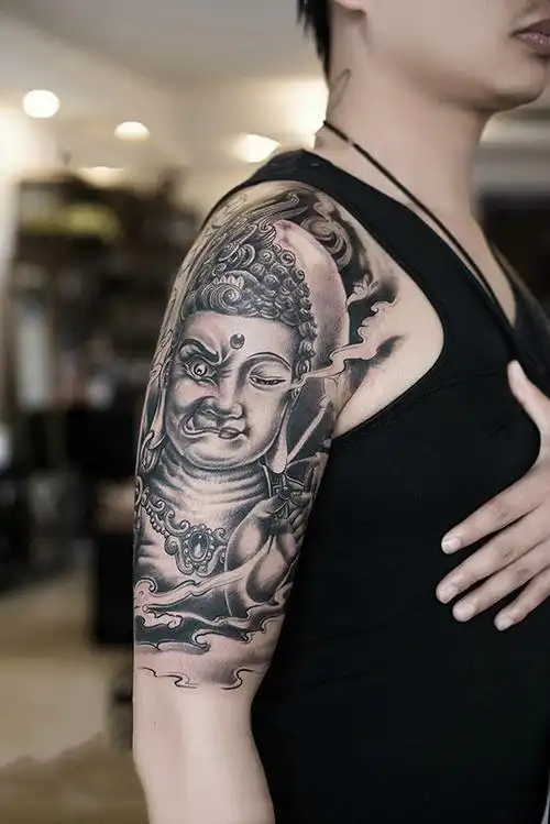 手臂一念成佛一念成魔肖像纹身图案