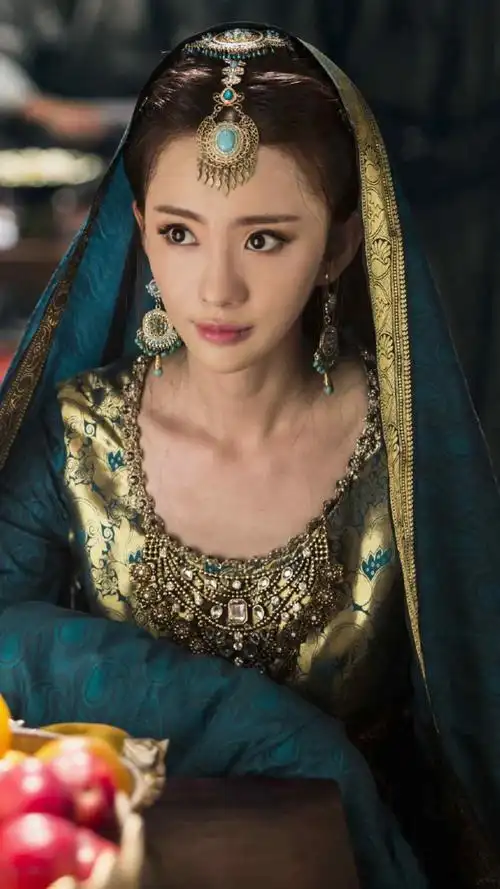 刘萌萌燕十三娘剧照手机壁纸