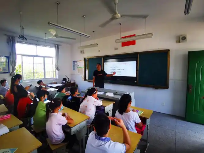 倾心育人 筑梦远航——丹阳市行宫中心小学开学迎新啦!