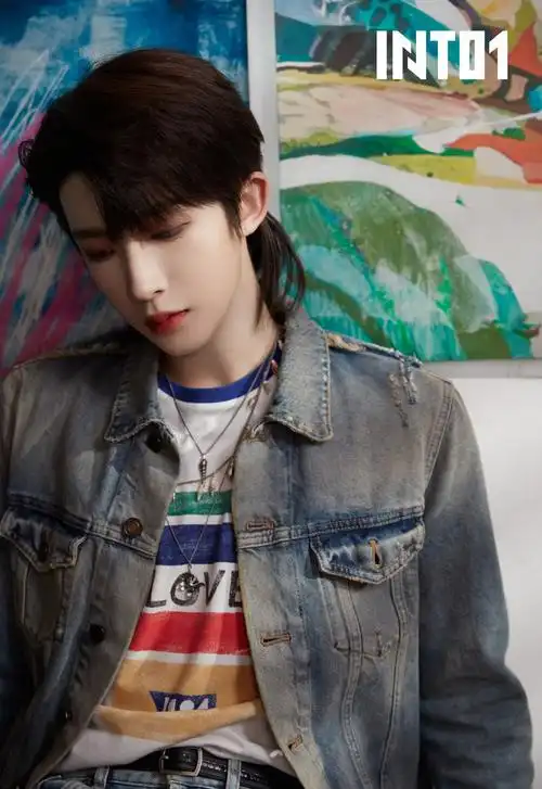 into1刘宇图片刘宇刘宇夏日写真照图片