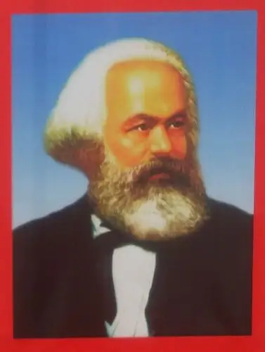 向全世界无产阶级和劳动人民的革命导师,无产阶级的伟大精神领袖致敬!