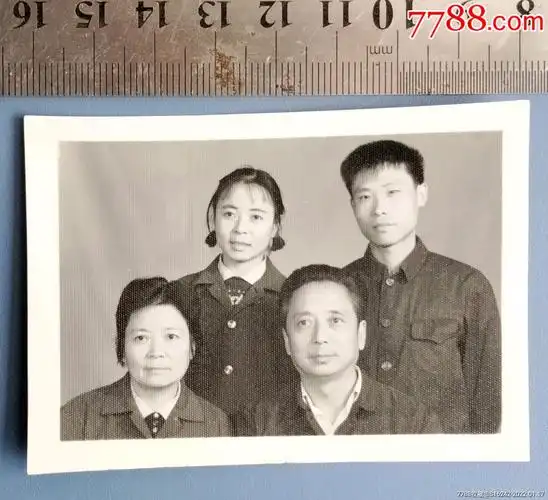 "商品>>>>￥109品99美女艺术照