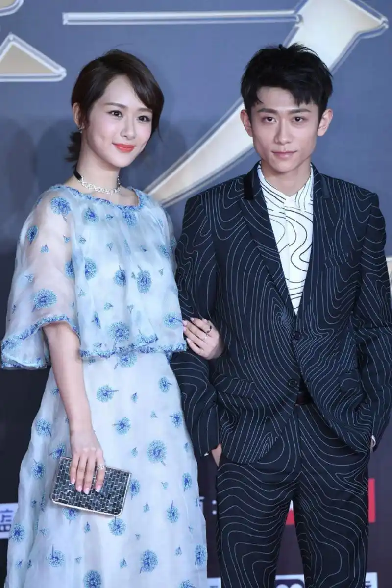 杨紫张一山# 张一山生日这天,"姐姐"小雪发文为"弟弟"刘星庆生,写道"