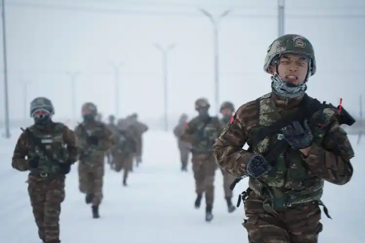 存图吧朋友们武警部队官兵战备训练执勤维稳好图年度大赏