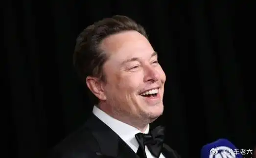 特斯拉ceo埃隆·马斯克最近宣布,特斯拉的两项重要股东决议都以显著