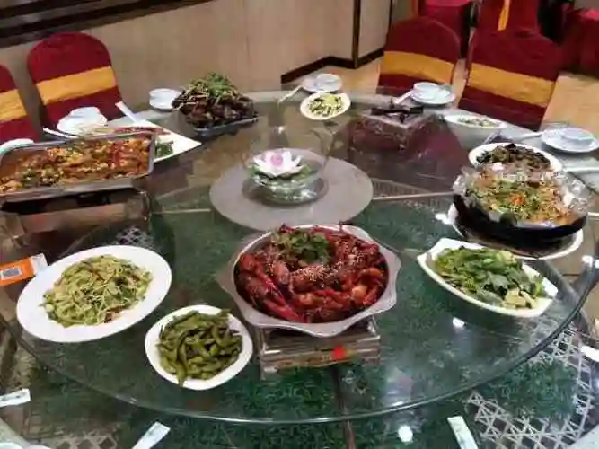 金丰大酒店-"吃的周岁宴因为家里有老人这里离家里比.