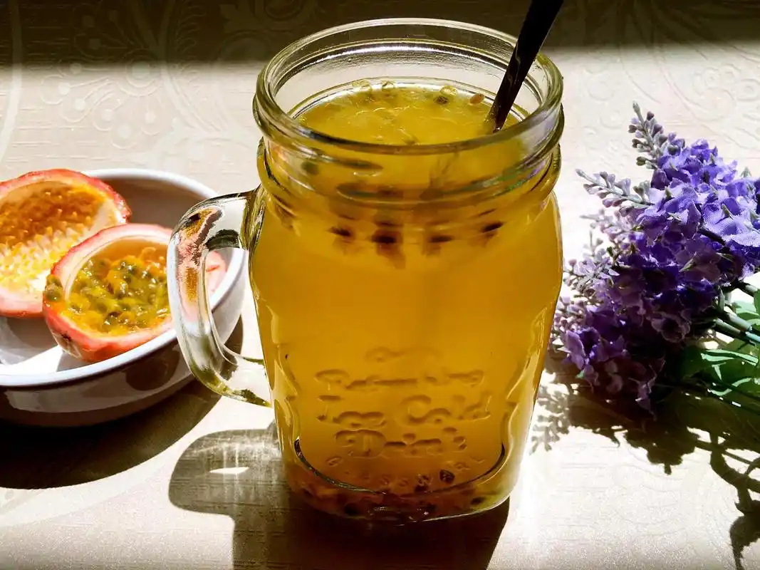 百香果"最正确"的吃法,不要再用蜂蜜冲了,试试这一招,更好吃