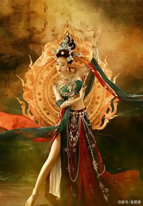 古装美女写真.艺术享受,很喜欢敦煌飞天的艺术影像