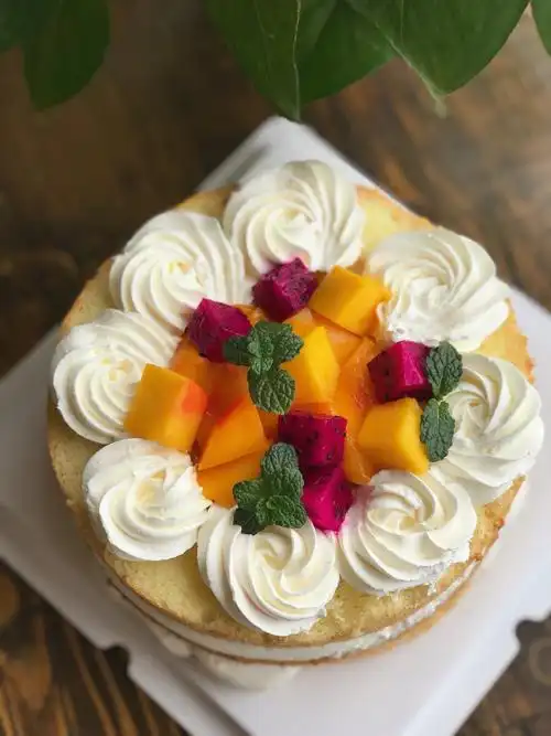 裸蛋糕手机拍摄