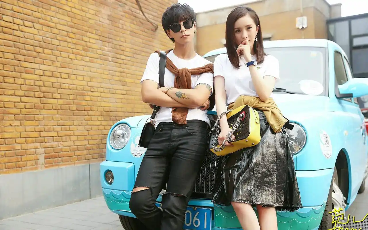 辣妈杨幂网红韩火火写真桌面壁纸图片