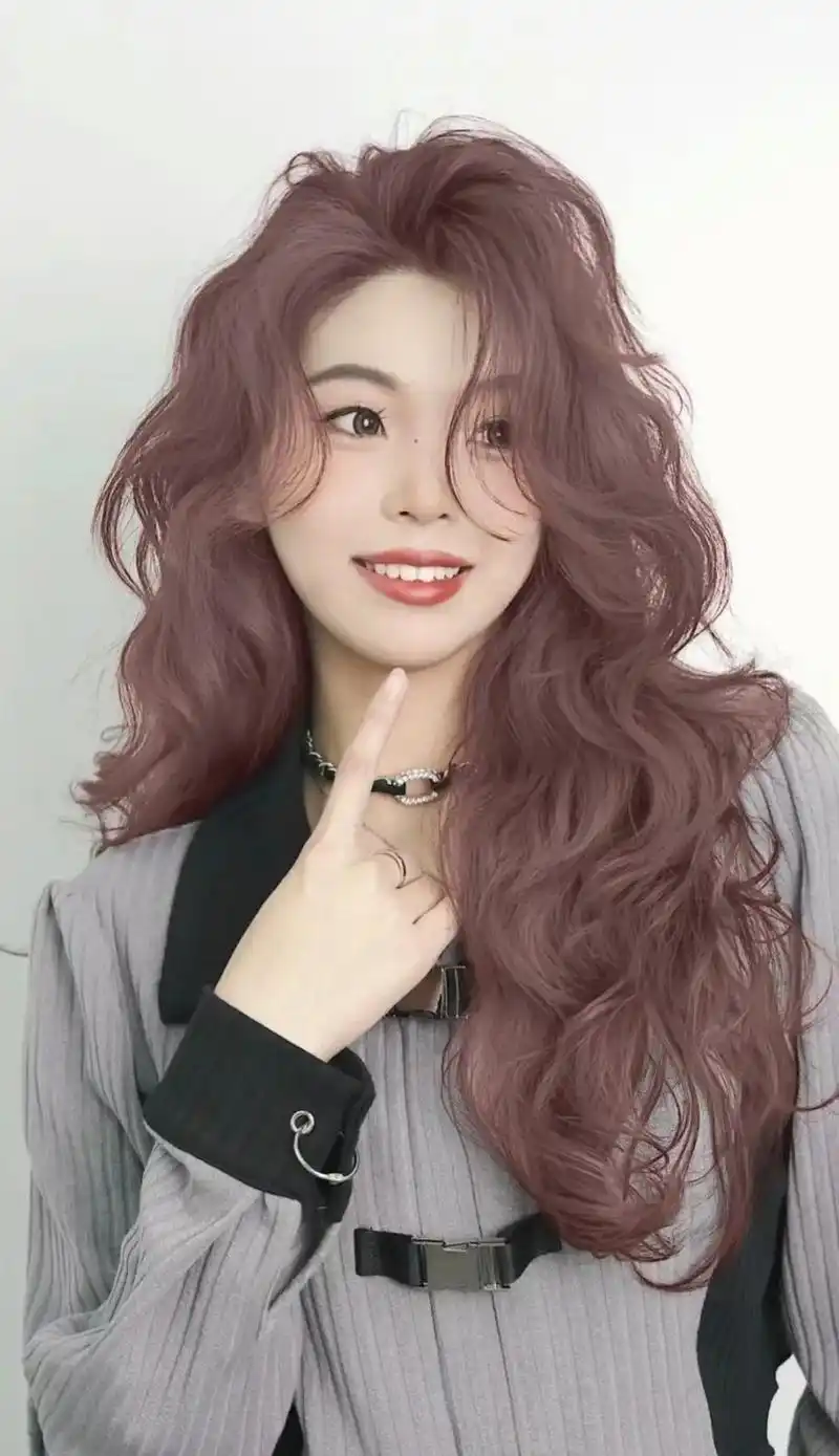 超有气质的法式烫发