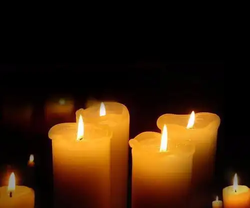 悼念去世妻子的两则日记:天堂没有病痛,愿你安息!