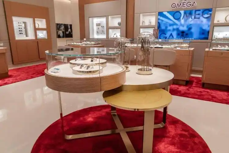 omega | 杭州大厦旗舰店焕新启幕_欧米茄