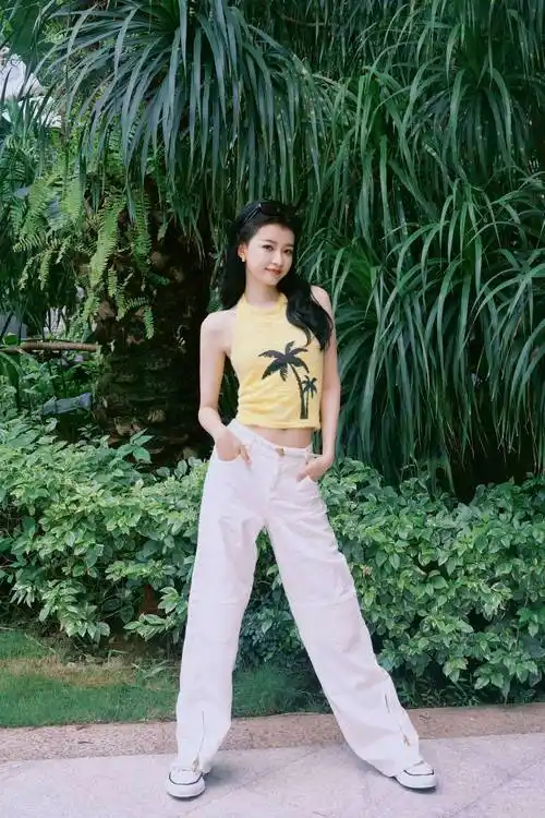 孙怡海岛风造型元气甜美 夏日清新感扑面而来 -影圈焦点新闻的专栏