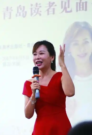 田慧书城签售《慧说》 分享电影人的酸甜苦辣