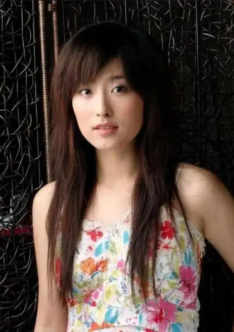 美女演员徐百慧出道19年零绯闻40岁仍未婚她在追求些什么