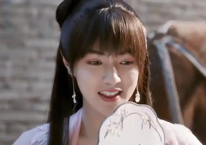 进来看朱正廷穿古代女装