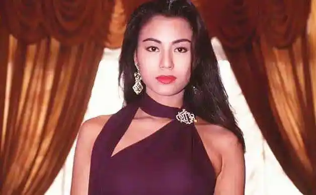 亚视一哥陈庭威近况转战幕后长居内地发展60岁不愿结婚生娃