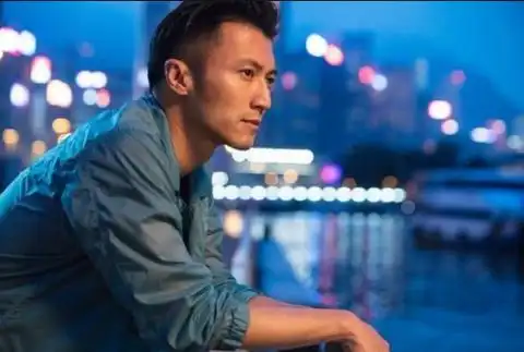 谢霆锋为网红做饭被吐槽难吃不急不恼引争议真相很现实