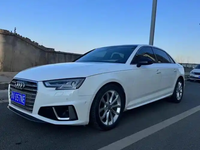 0t自动时尚版,液晶仪表,全景天窗,白外棕内经_奥迪a4l社区_易车社区