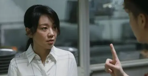 《装台》剧中跟刁大顺(张嘉益饰)息息相关的三个