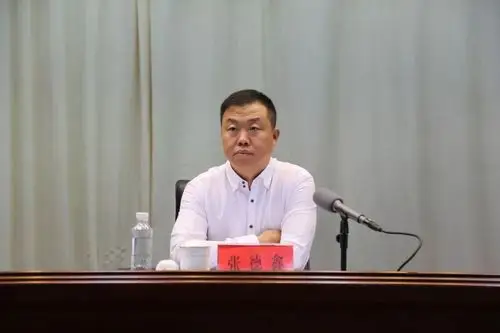 我县召开县政府十八届四次全体扩大会议