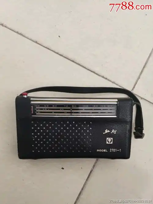 轻松放大,缩小更多"收音机"商品>>>>99老式收音机8品￥1099熊猫t