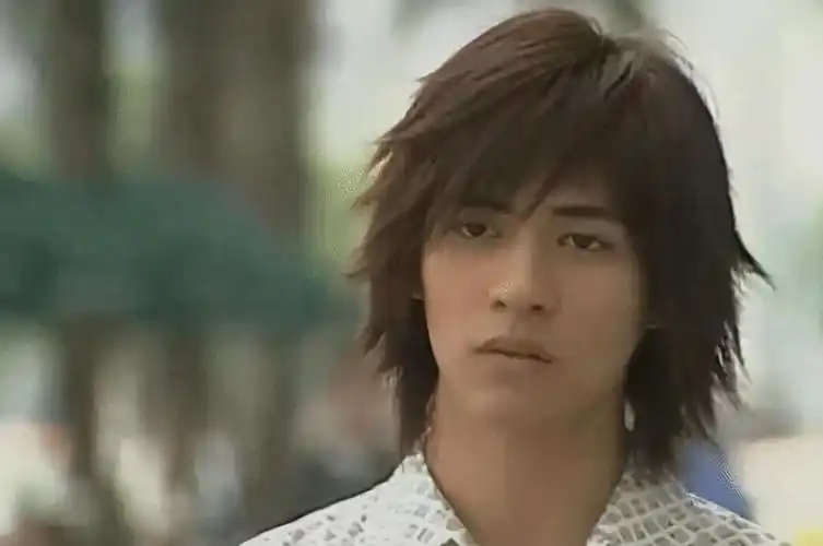 曾是《流星花园》中的小配角,今人气远超f4,网友:出乎意料