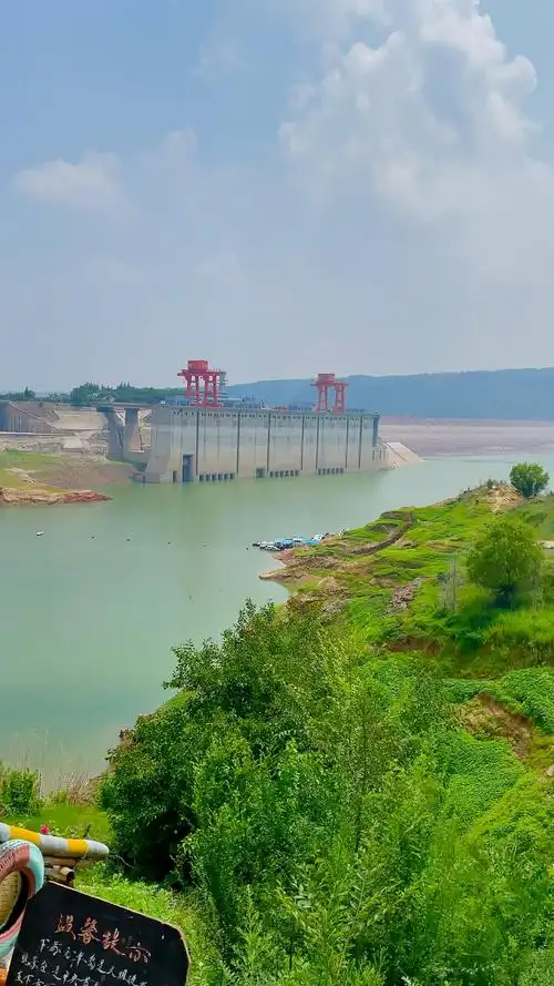 中国黄河流域最牛的阀门小浪底水利枢纽