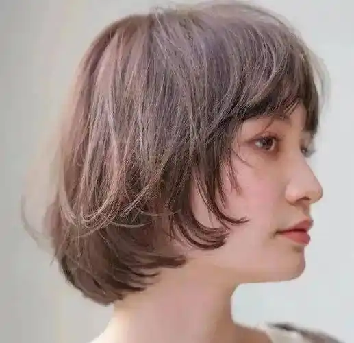 短发控必选:耳下三公分的短发,非常适合夏天剪_发型_女生_时尚