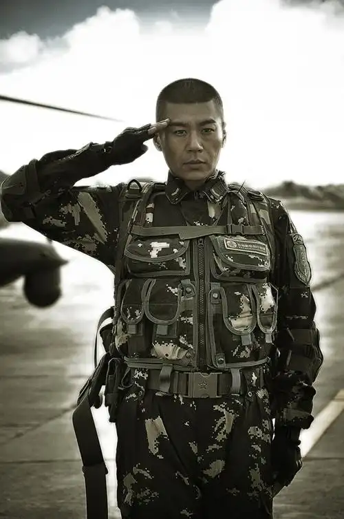 4:任天野,代号"野狼","孤狼特别突击队"队长,后担任狼牙大队大队长