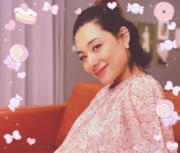 奥运体操冠军刘璇晒倒立孕照,网友们惊掉了下巴