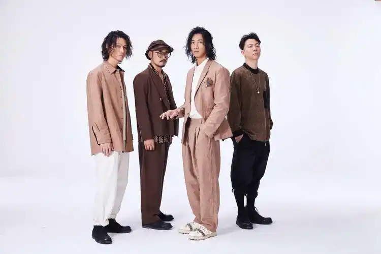 旅行团乐队 – 在桂系味道的hook与flow里自在巡游