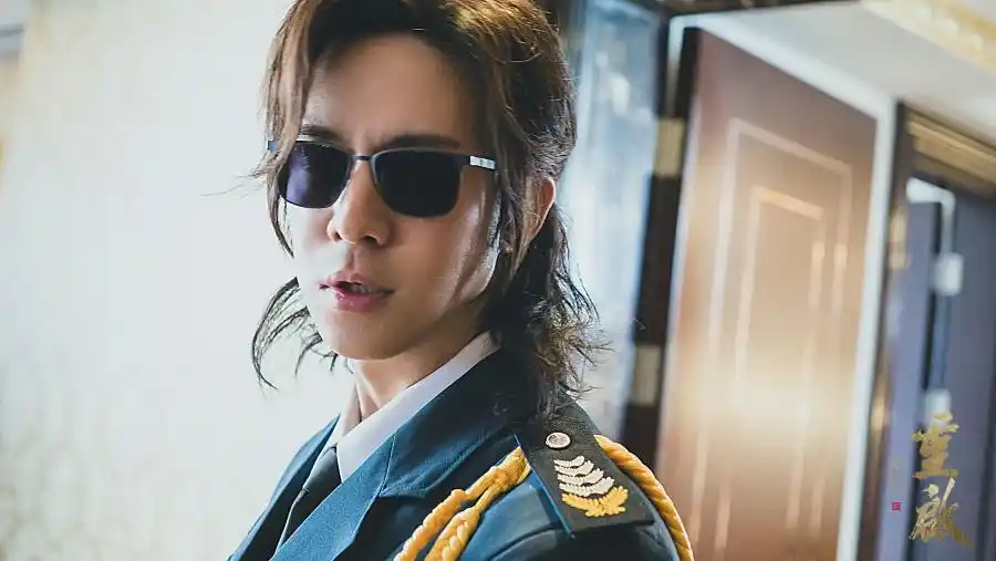 陈楚河《重启之极海听雷》第一季结局 黑眼镜后续发展成谜