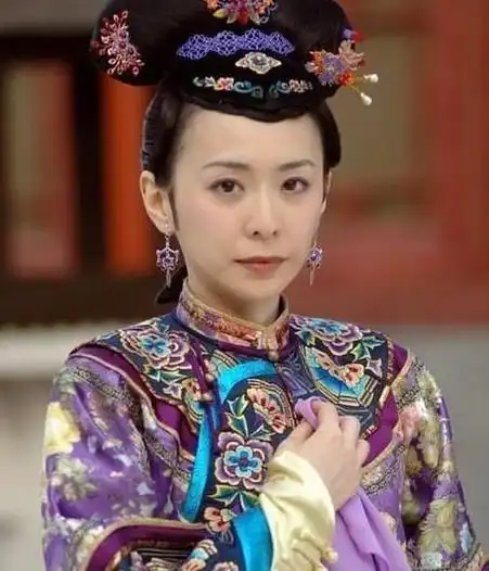 全能艺人潘仪君:16岁,被称为美纪晓芙,10岁男朋友作弊