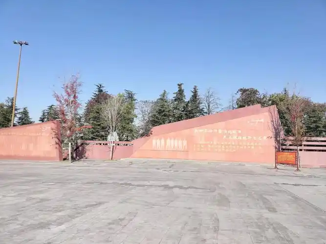 今天参观了泗洪的大王庄新四军基地,还有双沟酒厂,又出来见识了 - 抖