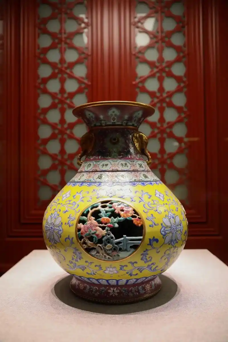 中国瓷器温润如玉