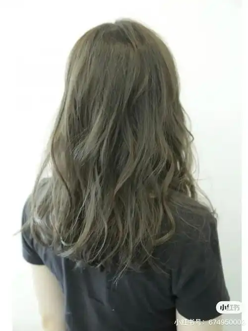 温柔大姐姐请求抱抱(~︶~*))染发剂推荐milbon海军灰绿颜色:灰绿色