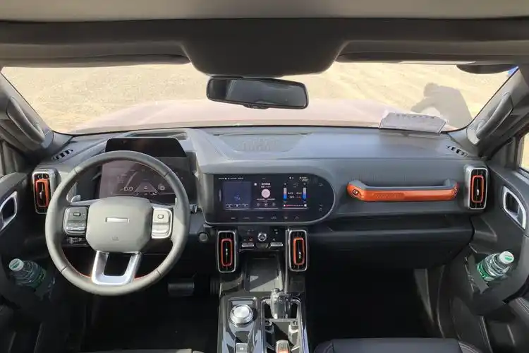 柠檬下的狗试驾长城哈弗大狗