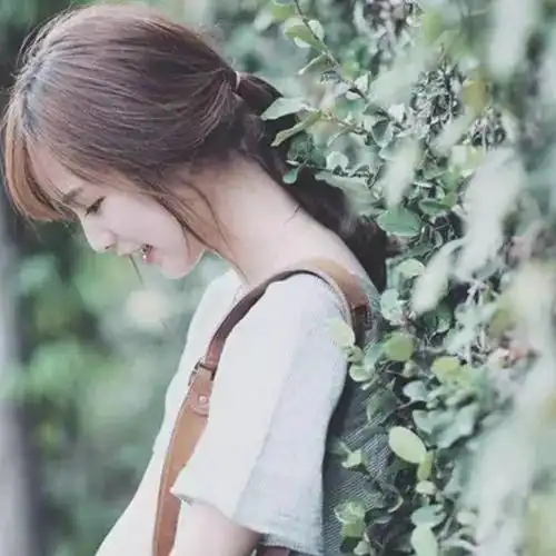 『安静 侧影 女头』