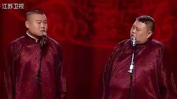 这段相声基本上还是充斥了各种段子,开场是以孙越减肥切入的,虽然显得